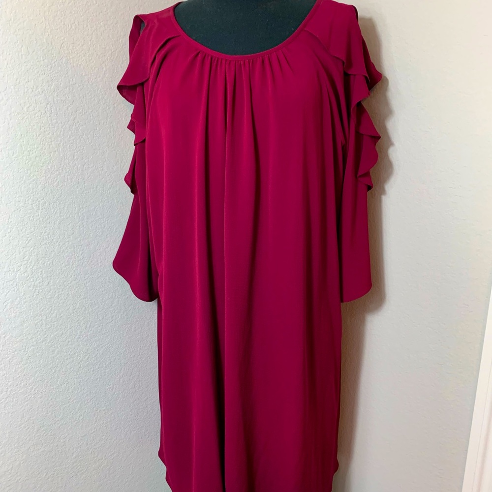 Jessica Howard Maroon Cold Shoulder a Knee Length Dress. Size 18W.